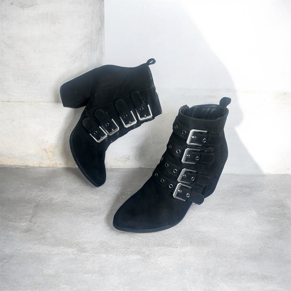 Carlos by Carlos Santana Gamma Black Buckle Grommet Block Heel Ankle Boots 7.5M